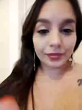 piiruwx online show from December 2024 11:45:01 PM