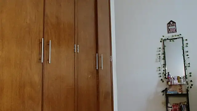 Snapshot of 3littleschoolteens chatting on January 2026 07:51:02 PM 3littleschoolteens online show from January 2026 07:51:02 PM