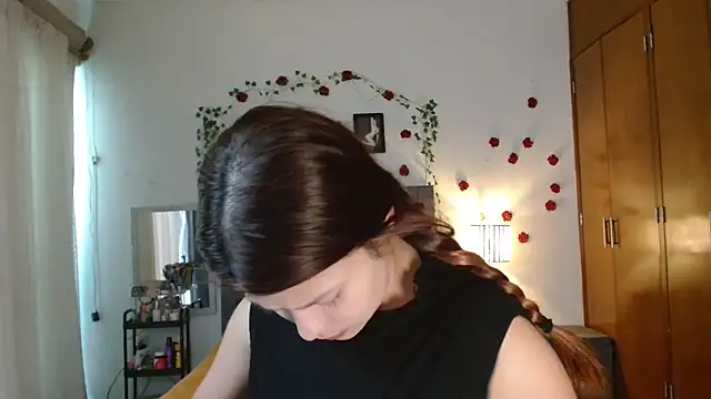 Snapshot of 3littleschoolteens chatting on February 2026 06:05:01 PM 3littleschoolteens online show from February 2026 06:05:01 PM