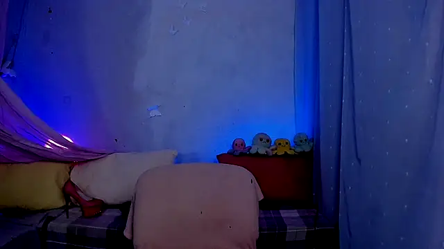 LickLizzy online show from February 2025 05:20:02 AM