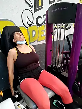 LaInsaciableIntensa online show from September 2025 04:45:02 PM