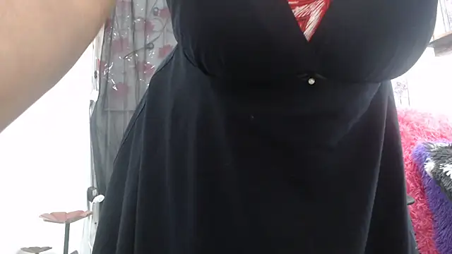 heyline milf online show from March 2025 11:05:01 PM