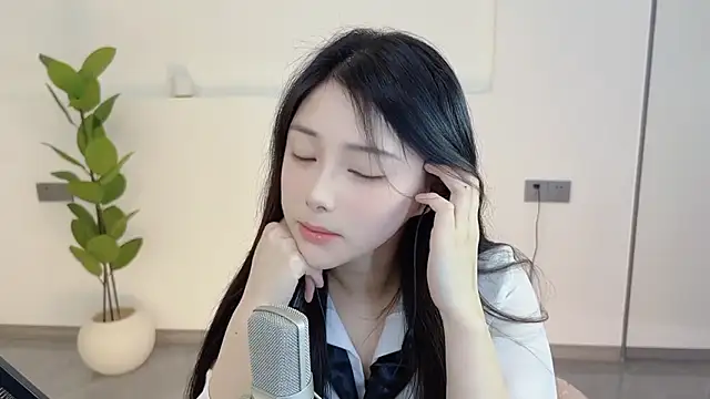 HaagenDazs  online show from March 2025 04:08:02 AM