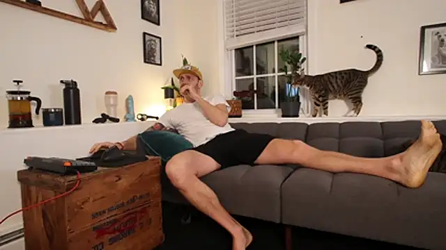 Snapshot of BradBronton chatting on January 2026 10:52:01 AM BradBronton online show from January 2026 10:52:01 AM