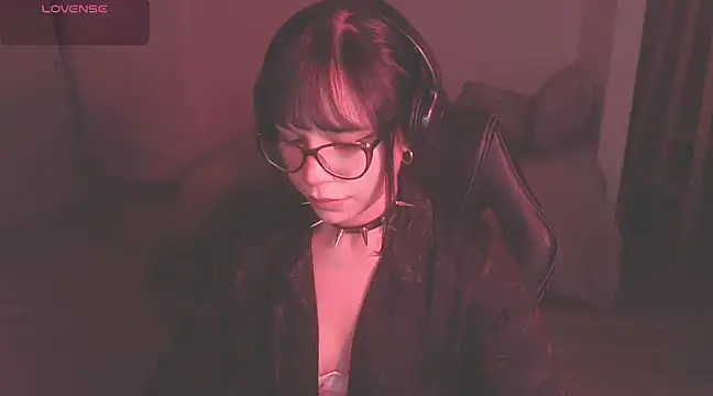 Snapshot of modjo_ chatting on December 2024 04:55:02 AM modjo online show from December 2024 04:55:02 AM