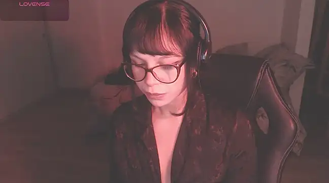 Snapshot of modjo_ chatting on January 2025 01:56:01 AM modjo online show from January 2025 01:56:01 AM