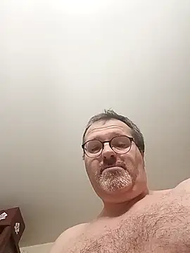 mike9473 online show from December 2025 06:33:01 AM