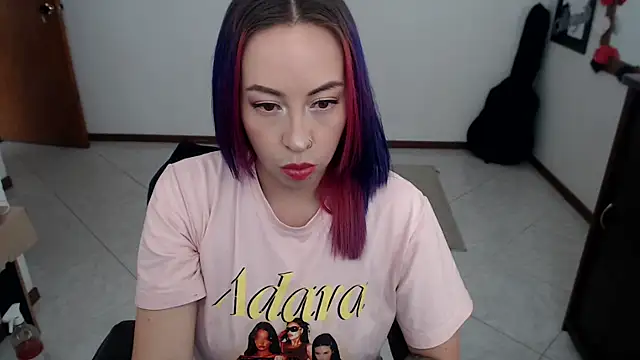 charlottezoe15 online show from March 2026 05:30:01 PM