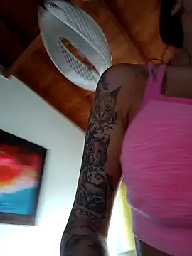 LunaZambrano online show from February 2026 01:26:02 PM