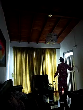 LunaZambrano online show from February 2026 12:45:02 PM