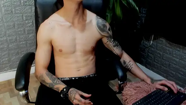 Snapshot of Dmtry6 chatting on March 2026 08:48:02 PM Dmtry6 online show from March 2026 08:48:02 PM