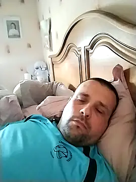 manubm03 online show from February 2026 11:58:01 AM