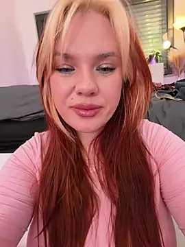 AnjaAmelia online show from April 2026 07:58:02 PM