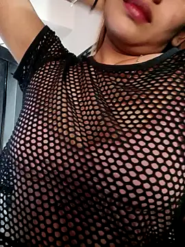 annie-19 online show from January 2025 05:07:02 PM