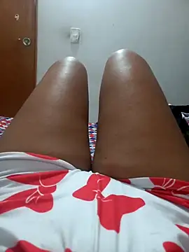 annie-19 online show from September 2025 08:45:01 PM