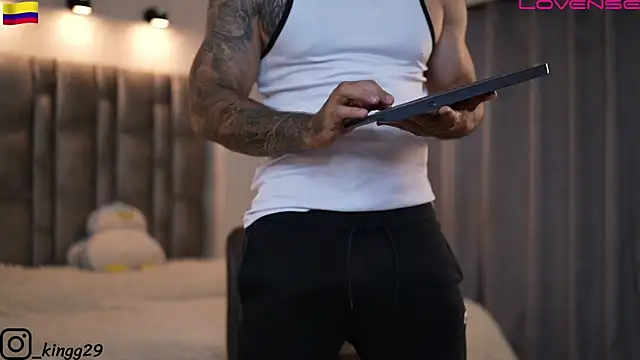 john king29 online show from November 2025 08:07:01 PM