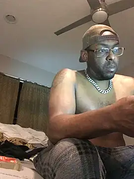 Snapshot of Londonfrotadejr chatting on February 2025 12:36:02 PM Londonfrotadejr online show from February 2025 12:36:02 PM