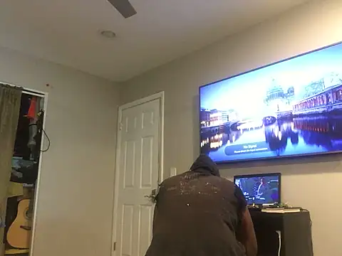 Snapshot of Londonfrotadejr chatting on February 2025 01:42:02 PM Londonfrotadejr online show from February 2025 01:42:02 PM