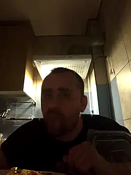 Snapshot of Govora chatting on March 2025 10:54:01 PM Govora online show from March 2025 10:54:01 PM