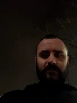 Snapshot of Govora chatting on December 2025 03:50:01 PM Govora online show from December 2025 03:50:01 PM