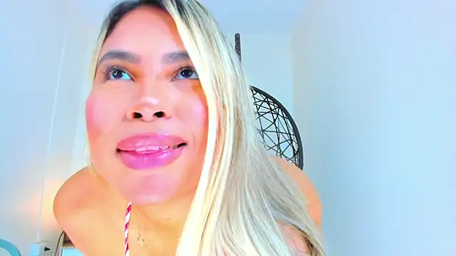 Snapshot of Carlota_peach chatting on March 2025 10:13:02 AM Carlota peach online show from March 2025 10:13:02 AM