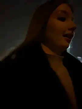 KrisMagnoly online show from December 2024 07:38:02 PM