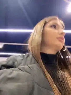 KrisMagnoly online show from December 2024 04:10:01 PM