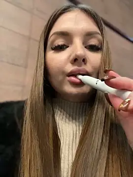 KrisMagnoly online show from January 2025 05:28:02 PM