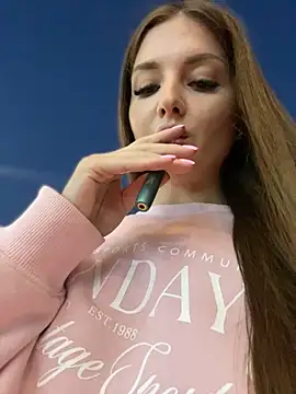 KrisMagnoly online show from September 2025 05:23:01 PM