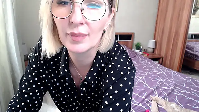 sensualEmilia online show from March 2026 10:09:02 AM