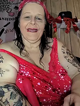 davisdesiresxh online show from February 2025 02:57:01 PM