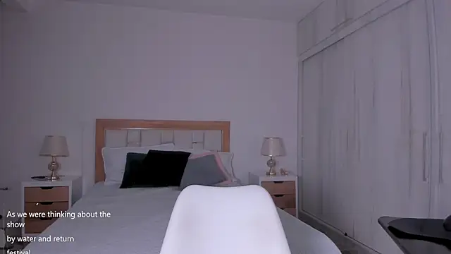 mia hank online show from December 2024 11:43:02 AM