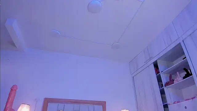mia hank online show from January 2025 02:37:01 PM