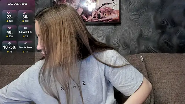 Snapshot of CassieMils chatting on February 2026 06:19:02 AM CassieMils online show from February 2026 06:19:02 AM