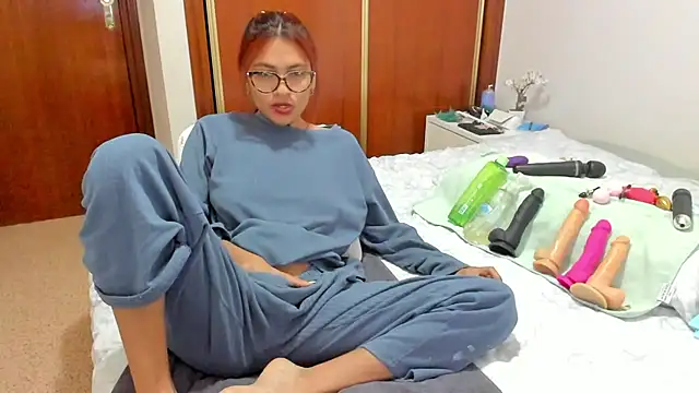 Honney sugar19 online show from April 2026 10:52:02 AM