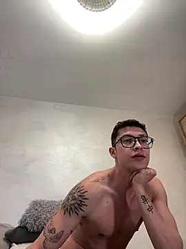 sebas 1122 online show from April 2026 12:17:01 PM