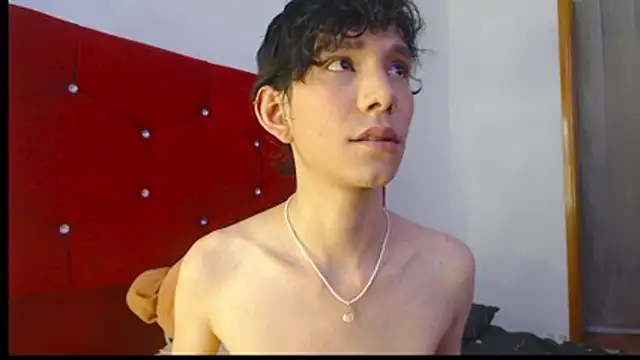 LAICK 01 online show from March 2026 11:18:01 PM