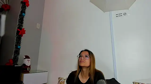 beauti wild25 online show from January 2025 07:07:02 PM