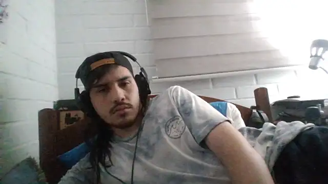 hung weeb online show from February 2025 03:39:02 AM