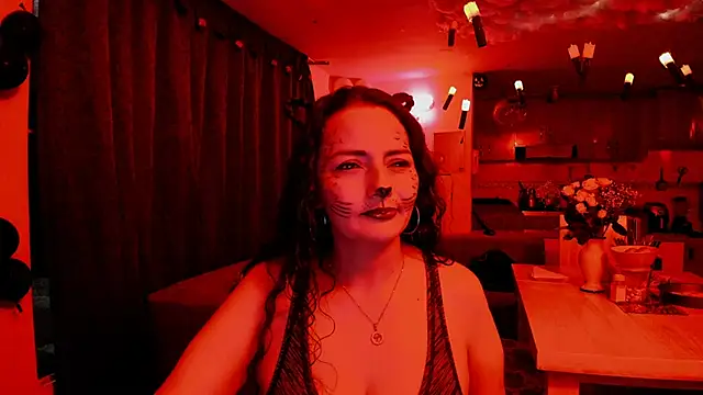 Snapshot of emma_luxy chatting on November 2025 12:45:02 AM emma luxy online show from November 2025 12:45:02 AM