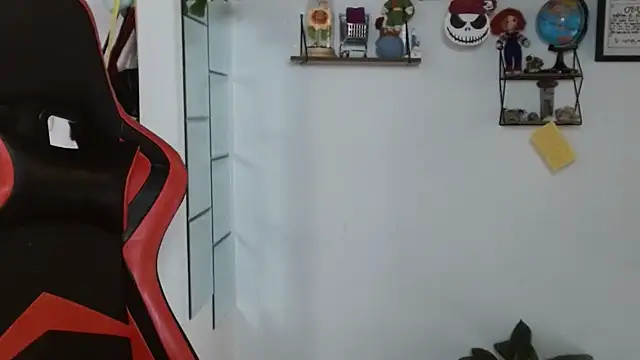 Nikkykora15 online show from February 2025 08:09:01 PM