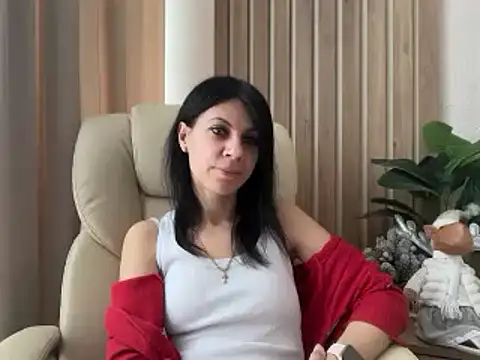 Snapshot of InjaAtHome chatting on February 2026 07:28:01 AM InjaAtHome online show from February 2026 07:28:01 AM