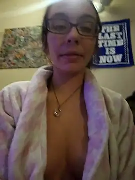 ashleybelle815 online show from November 2025 02:34:01 AM