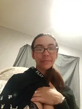 ashleybelle815 online show from January 2026 04:00:01 PM