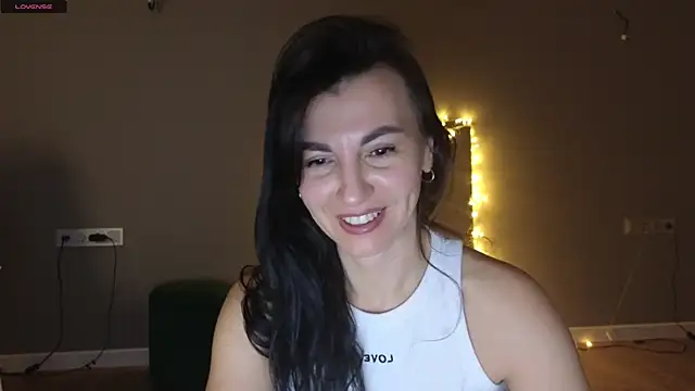 Snapshot of Mary_love16 chatting on March 2025 06:40:01 AM Mary love16 online show from March 2025 06:40:01 AM