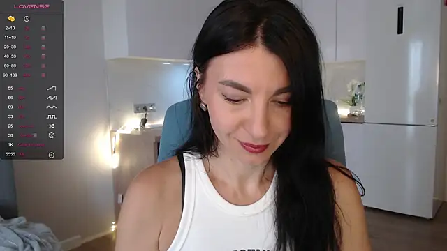 Snapshot of Mary_love16 chatting on July 2026 06:42:01 AM Mary love16 online show from July 2026 06:42:01 AM