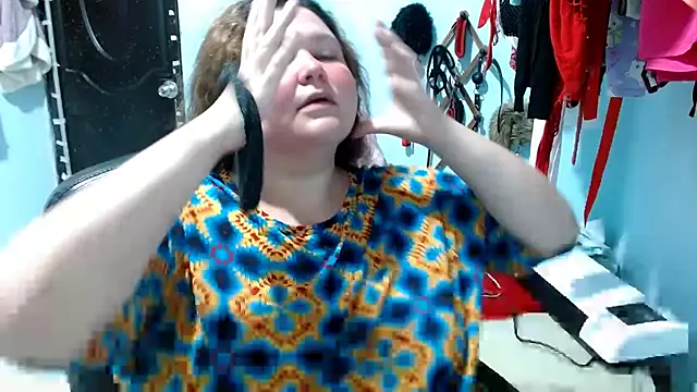 Snapshot of squirt322bbw chatting on November 2025 07:13:01 PM squirt322bbw online show from November 2025 07:13:01 PM