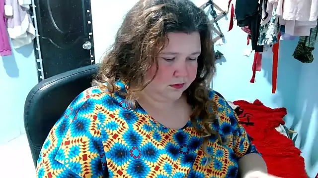 Snapshot of squirt322bbw chatting on December 2025 07:18:01 PM squirt322bbw online show from December 2025 07:18:01 PM