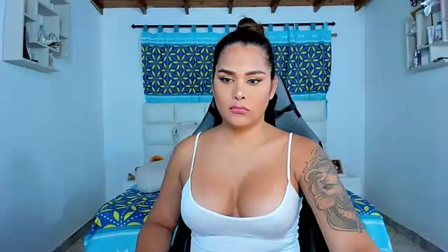 shadia-orozco online show from February 2025 07:54:02 AM