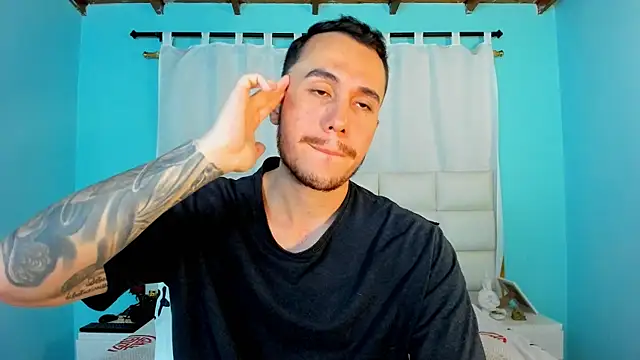 juan  jimenez online show from November 2025 12:43:02 AM